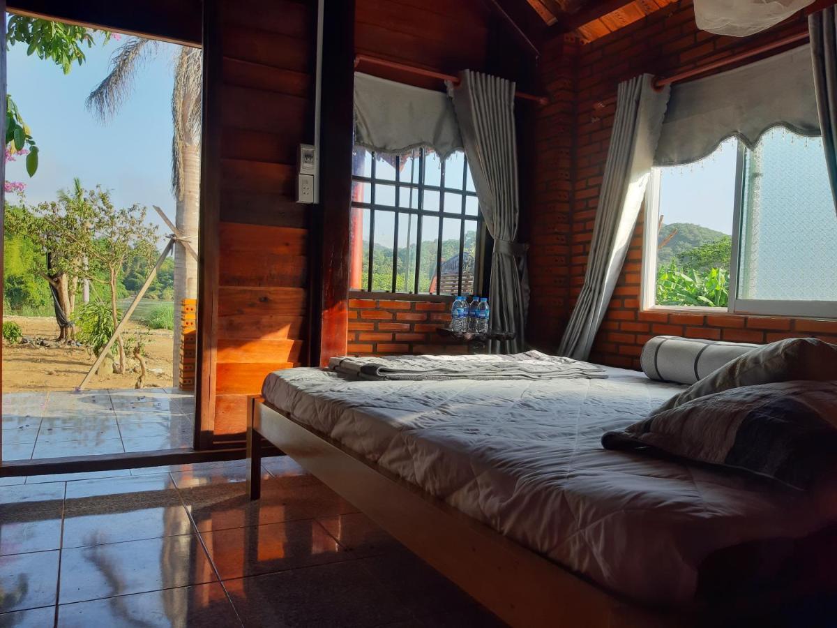 Du Nam Rever Side カッティエン エクステリア 写真